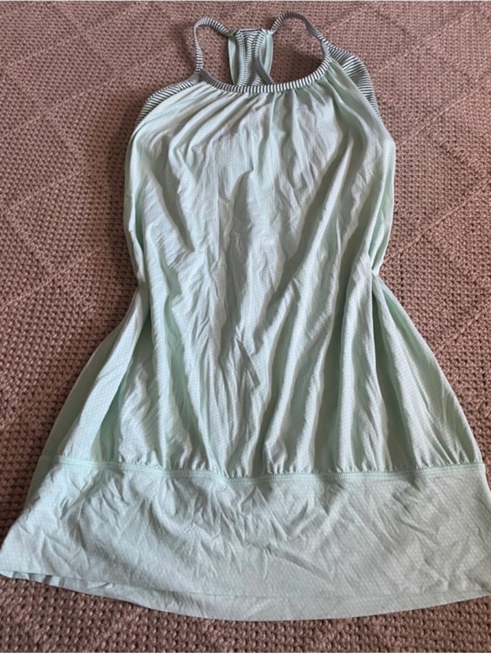 Lululemon no limit tank